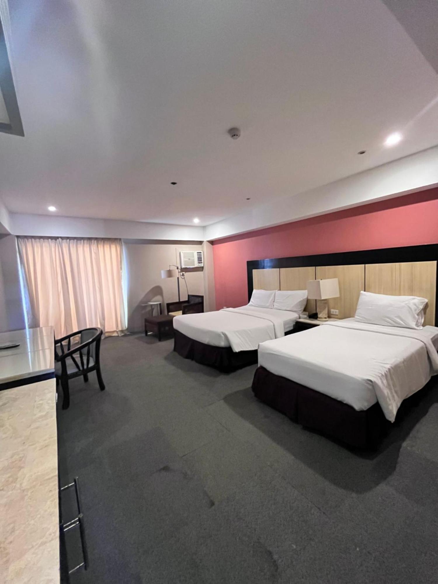 Cebu Grand Hotel Экстерьер фото